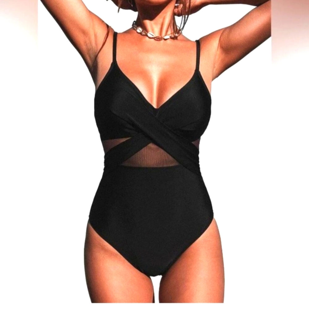 NWT Cupshe Slimming One Piece Swimsuit